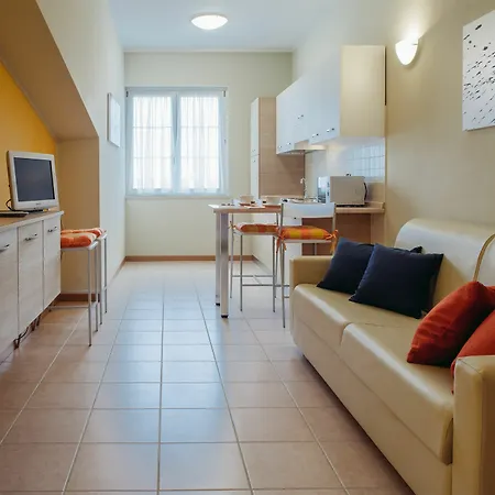 Residenza *